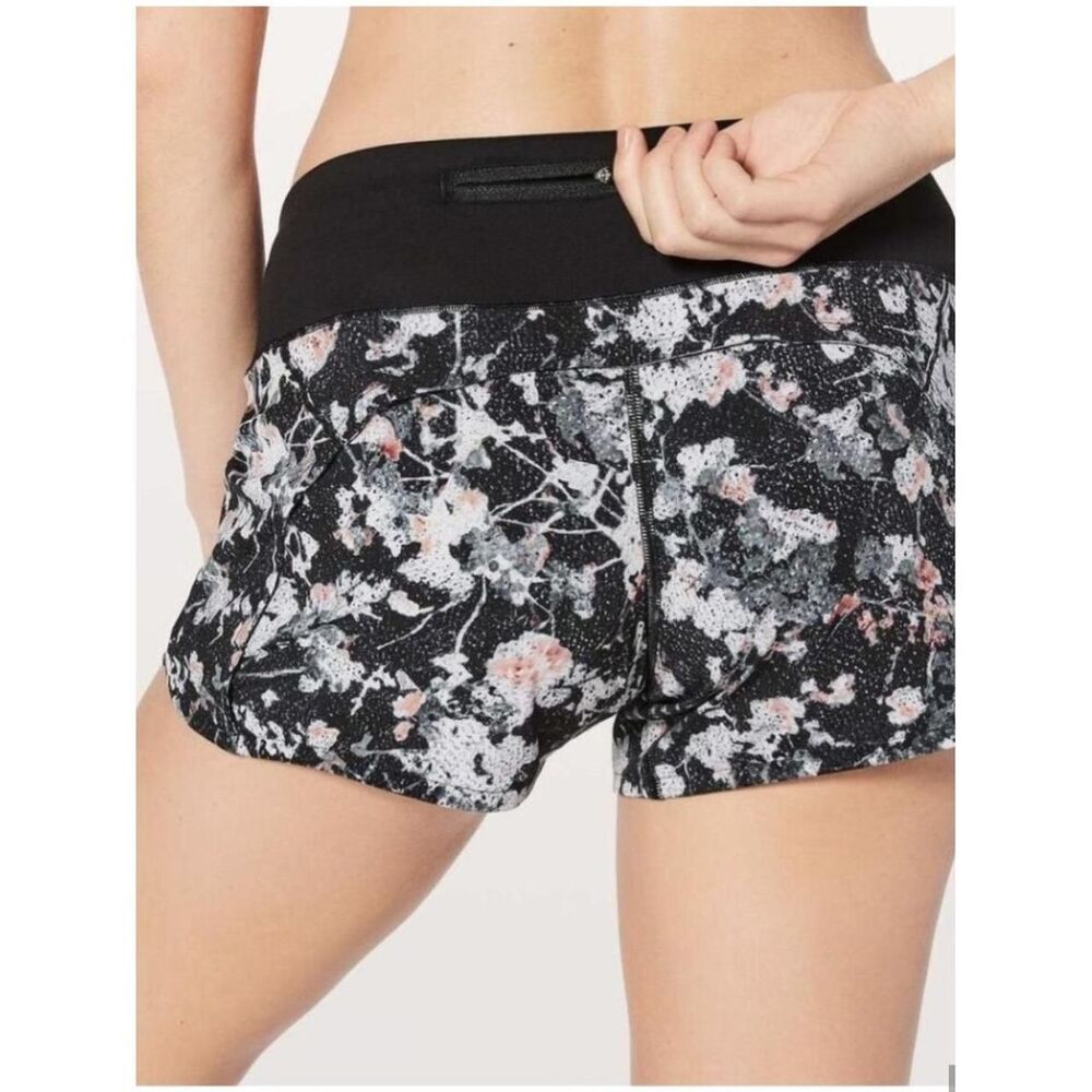 Lululemon Women's Black and Pink Shorts